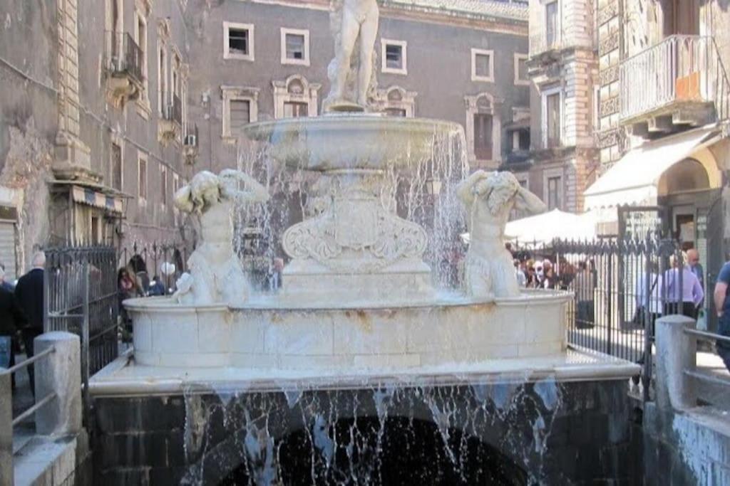 Casa D'Amico Al Duomo Apartment Катания Екстериор снимка